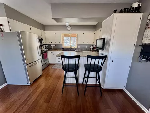 600 W Thomas Ave, Marshall, MN 56258 photo 6