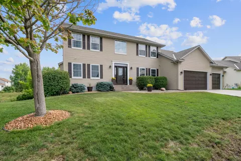 9696 Vagabond Ln N, Maple Grove, MN 55311
