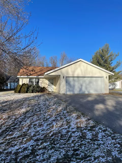 1511 Dale St E, Saint Joseph, MN 56374
