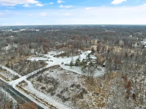 6443 Pine St, Lino Lakes, MN 55014