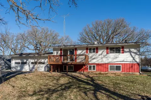 110 Royal Rd, Mankato, MN 56001