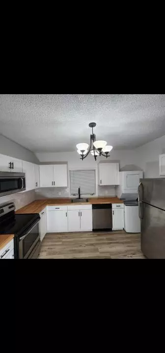 200 E 8th St, Winona, MN 55987 photo 4