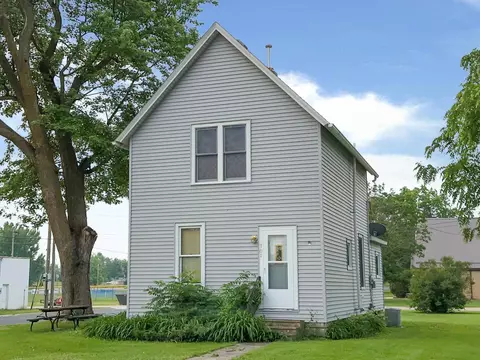 301 South St, West Concord, MN 55985