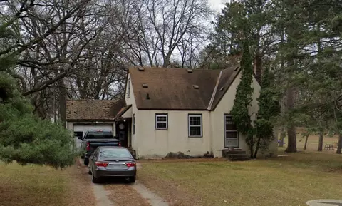 7381 Spring Lake Rd, Mounds View, MN 55112