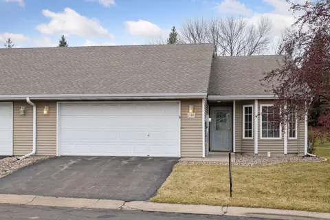 1338 Eagle Dr, Waconia, MN 55387