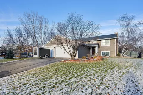 17514 Freeport Ct, Farmington, MN 55024