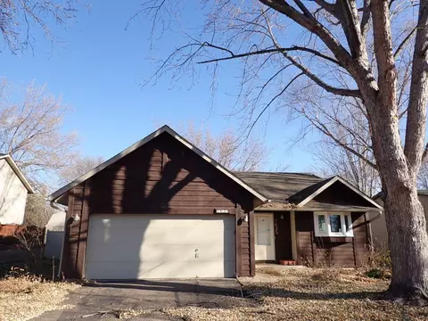7625 Hyde Ave S, Cottage Grove, MN 55016