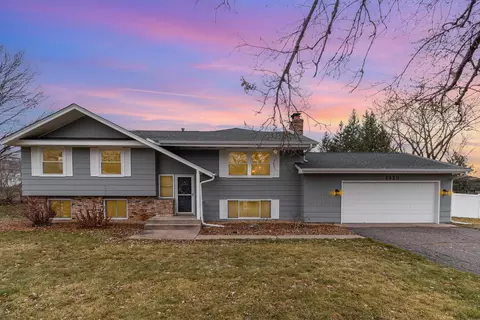 1310 Archer Ln N, Plymouth, MN 55447