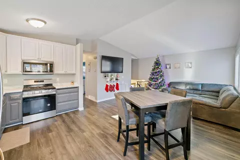 8181 Janero Ave S, Cottage Grove, MN 55016