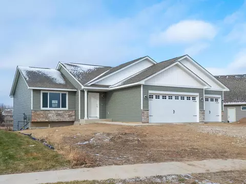 1496 Balsam Ln, Watertown, MN 55388