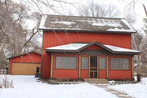 31208 Pine St, Pequot Lakes, MN 56472