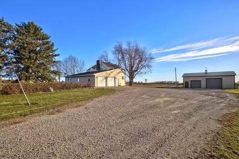 39819 200th St, Green Isle, MN 55338