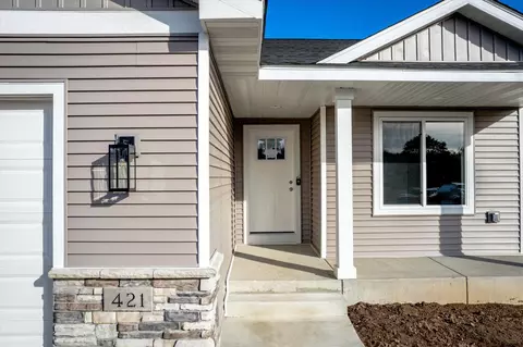 421 Alex Ct, Somerset, WI 54025
