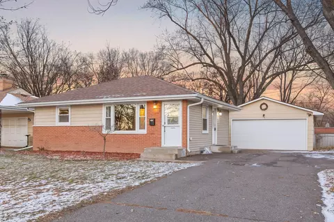 6044 Hampshire Ave N, Crystal, MN 55428
