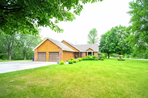 10425 Kismet Isle, Chisago City, MN 55013