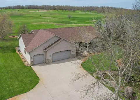 10427 Andrews Dr, Sauk Centre, MN 56378