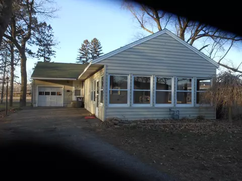 710 Oakland Pl NE, Austin, MN 55912