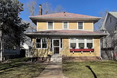 1783 Wellesley Ave, Saint Paul, MN 55105