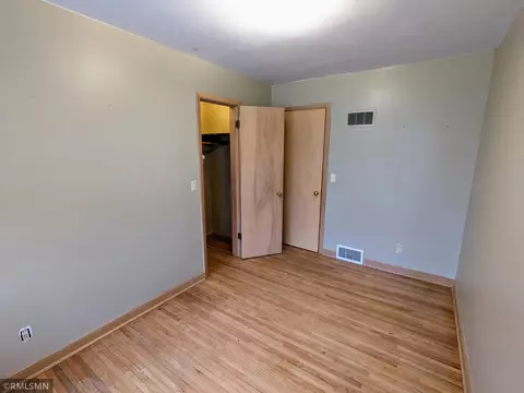 611 Park Ave E, Olivia, MN 56277 photo 16
