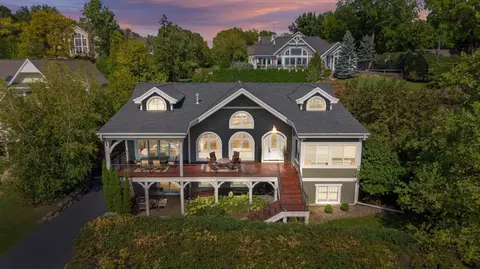 5140 Greenwood Cir, Greenwood, MN 55331