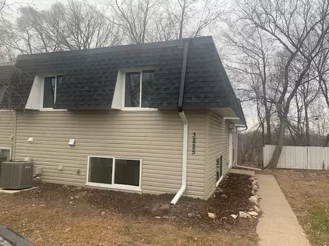 3825 Conroy Trl, Inver Grove Heights, MN 55076
