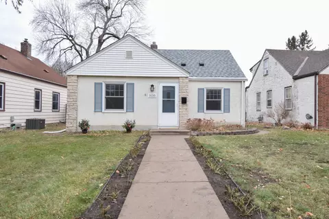 3135 Benjamin St NE, Minneapolis, MN 55418
