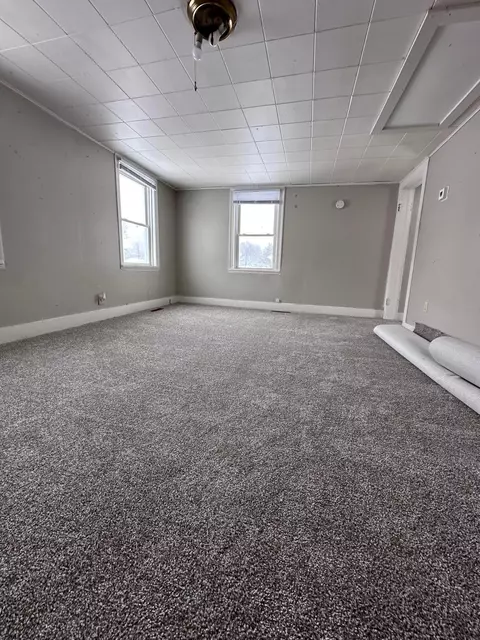124 S Division Ave, Spring Grove, MN 55974 photo 2