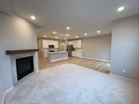 14948 Athlone Pl, Rosemount, MN 55068