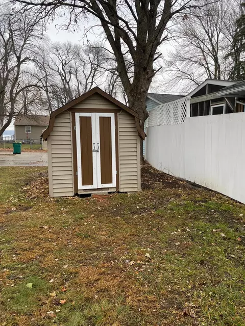 1435 Todd Ave, Albert Lea, MN 56007 photo 25
