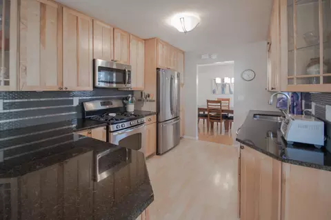 8408 Zenith Rd, Bloomington, MN 55431 photo 7
