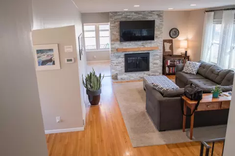 8408 Zenith Rd, Bloomington, MN 55431 photo 14