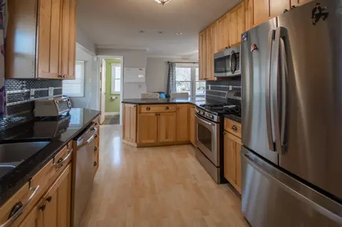 8408 Zenith Rd, Bloomington, MN 55431 photo 6