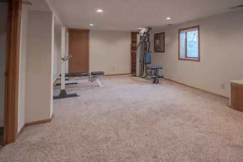 8408 Zenith Rd, Bloomington, MN 55431 photo 22