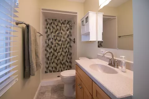 8408 Zenith Rd, Bloomington, MN 55431 photo 19