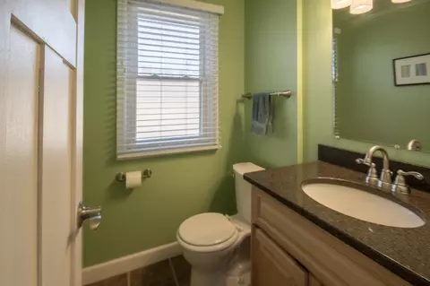 8408 Zenith Rd, Bloomington, MN 55431 photo 10