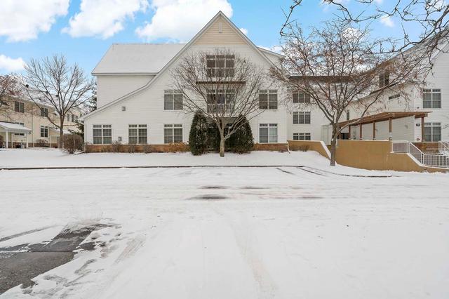 2100 Old School Rd #301, Mound, MN 55364