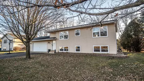 511 3rd St N, Dundas, MN 55019 photo 8