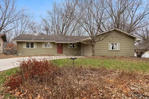 4738 Decatur Pl N, New Hope, MN 55428