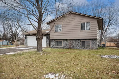 6548 Edgewood Ave N, Brooklyn Park, MN 55428