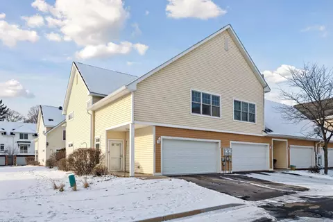 2135 Old School Rd, Mound, MN 55364