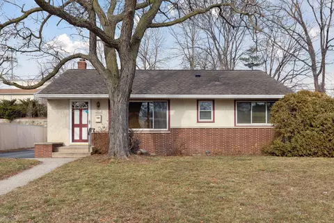 1309 Mclean Ave, Saint Paul, MN 55106