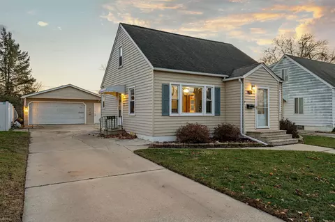 1910 3rd Ave SE, Austin, MN 55912