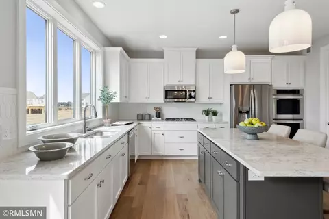 6397 Harvest Trl, Chaska, MN 55318