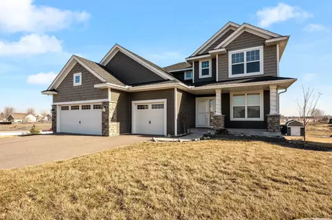 7454 Waterlily Way, Shakopee, MN 55379