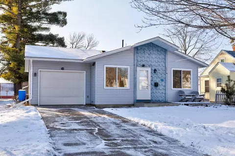 439 Forest Ave W, Mora, MN 55051