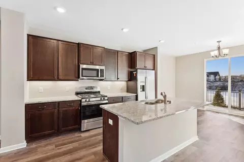13649 Marsh View Trl, Rogers, MN 55374