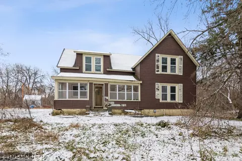 33911 Vickers St NE, Cambridge, MN 55008