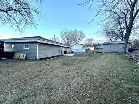 900 Fairview Lane Ln, Windom, MN 56101 photo 31