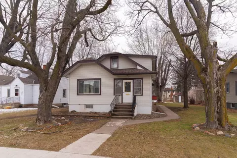 624 1st St S, Cold Spring, MN 56320