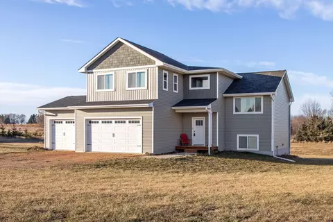 n5637 1210th Street, Prescott, WI 54021